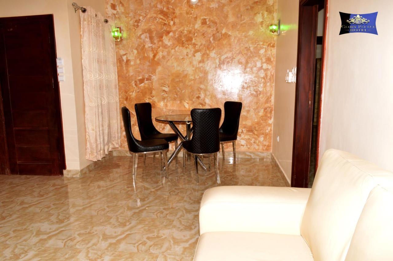 Glory Palace Hotel Cotonou Exterior photo