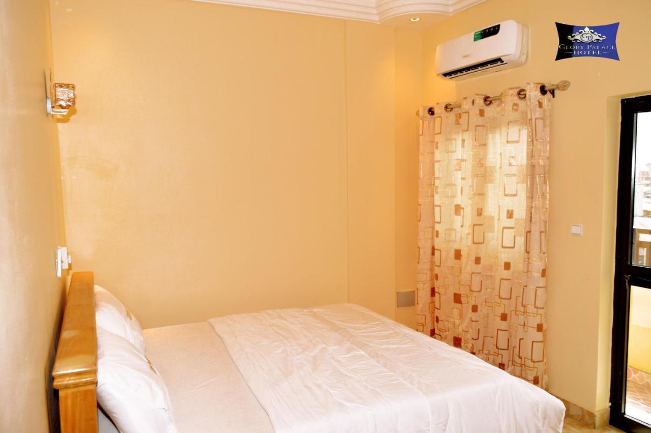 Glory Palace Hotel Cotonou Exterior photo