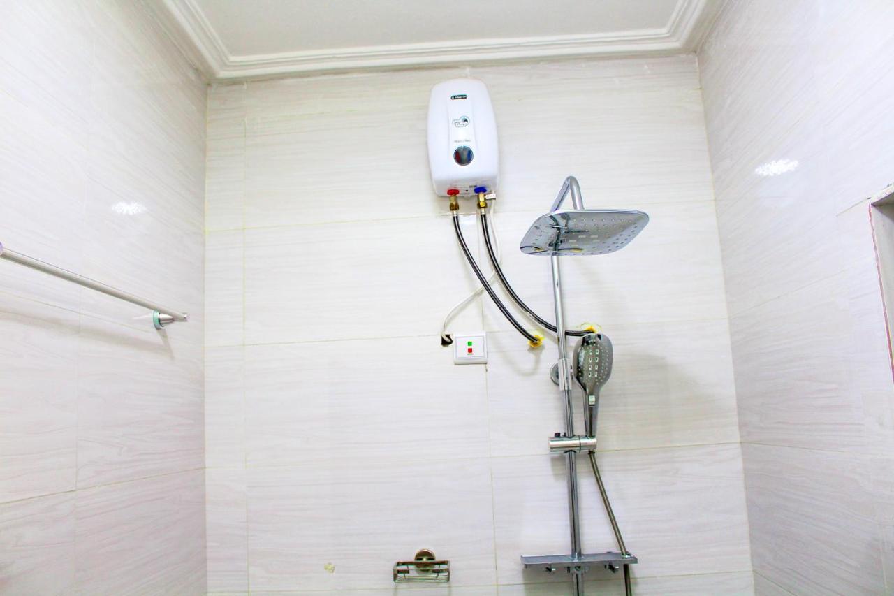 Glory Palace Hotel Cotonou Exterior photo